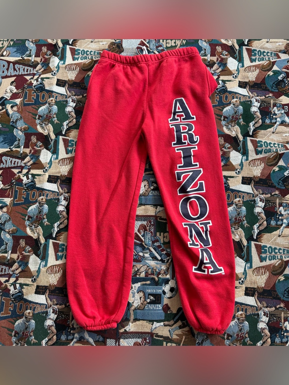 Vintage 90s Men’s Nutmeg University of Arizona Wildcats Red Sweatpants